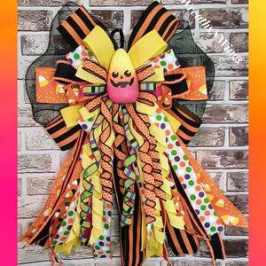 Candy Corn Halloween Bow, Mailbox Bow, Wreath Bow, Tree Bow, Spooky Bow